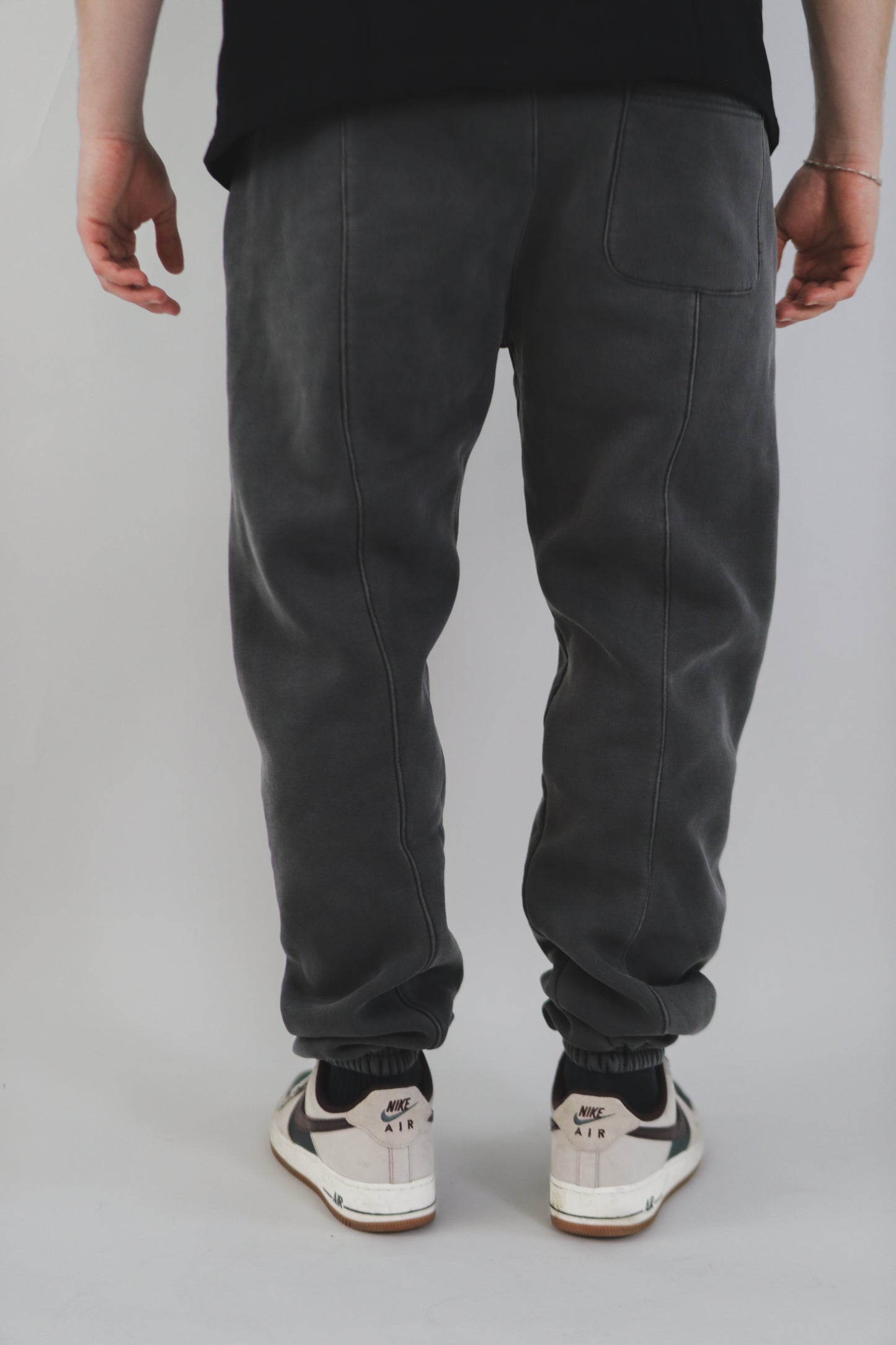 Essential Sweatpants - Dark Grey